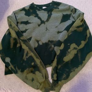 JERZEEZS green tie-dye crop top